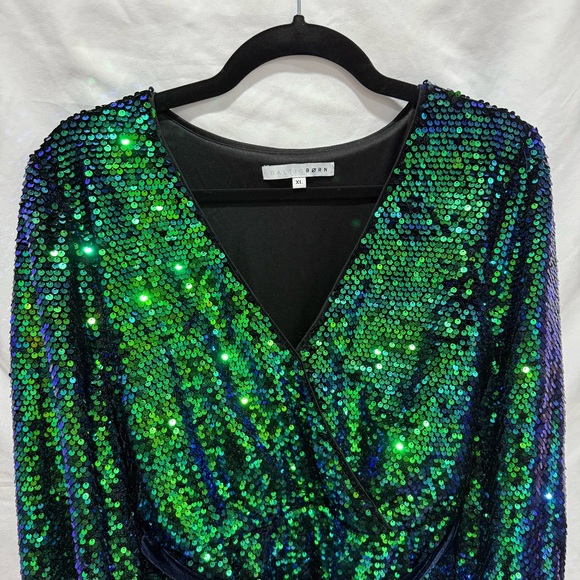 Baltic Born Sequin Dress XL Long Sleeve Belted V-Neck Homecoming Cocktail Rave - Picture 4 of 15